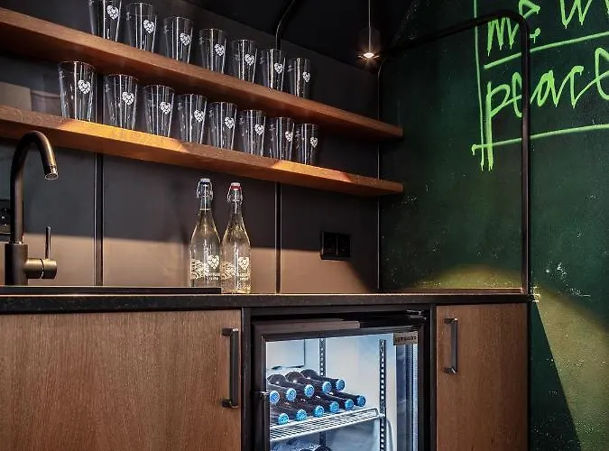 Liebesbier Urban Art & Smart فندق بايروث