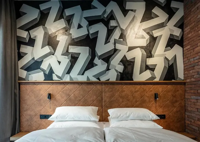 Liebesbier Urban Art & Smart فندق بايروث