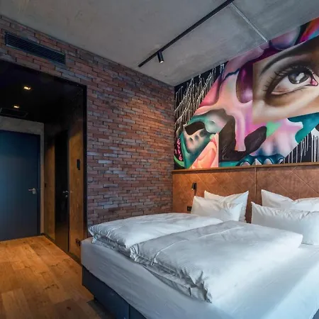 Hotel Liebesbier Urban Art & Smart