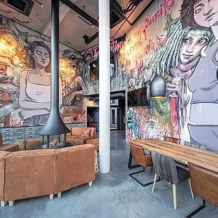 Liebesbier Urban Art & Smart 4* Bayreuth